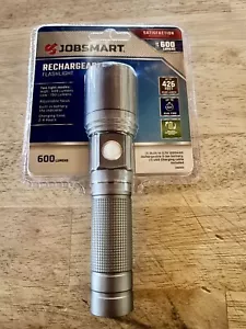 Linterna recargable Jobsmart 600 lúmenes ajustable Focus 426’ longitud de haz plateado - Imagen 1 de 5