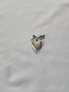 Vintage Sterling Silber Puffy Herz und Schleife Form Charm Brosche (67) - Bild 1 von 12