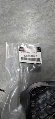 NEW OEM Mitsubishi Grille 6400A827 - Image 1 of 2