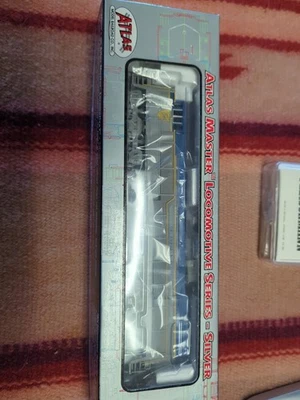HO-Scale Atlas Master Locomotive DCC Ready Includes Nmra 8-pin Plug - Image 1 of 2
