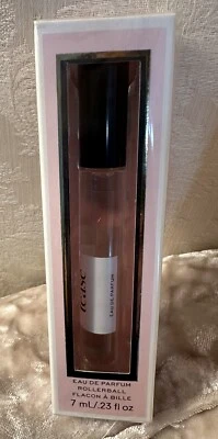 Perfume rollerball Victoria's Secret ~ TEASE ~ ¡NUEVO!! Foto 1 de 4