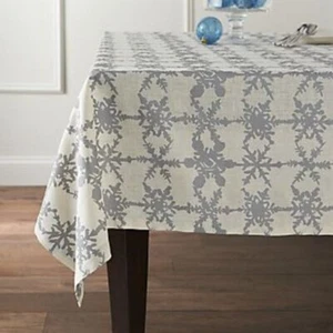 Crate & and Barrel SNOWFALL SILVER Snowflake TABLECLOTH- 60" x 90" -NWOT- NEW - Picture 1 of 3