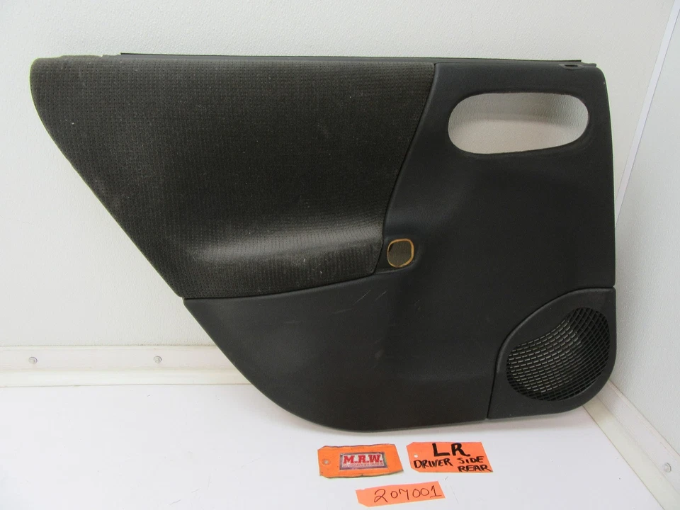 PANEL PUERTA TRASERA IZQUIERDA LH LR INTERIOR LADO CONDUCTOR 00 SATURN SERIE L SEDAN  Foto 1 de 4