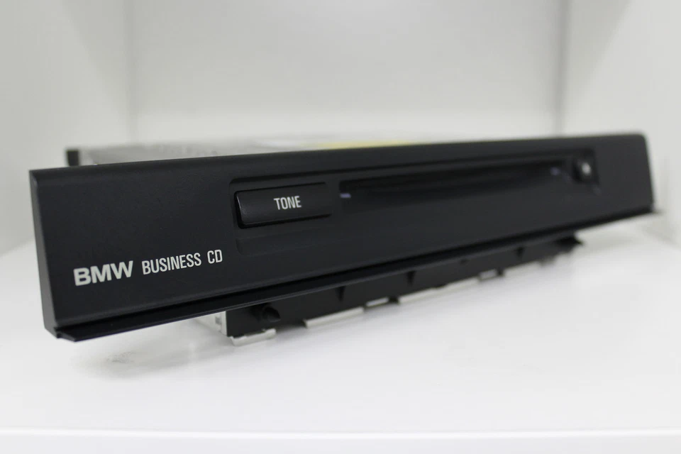 Original BMW Business CD Radio NEU CD53 E39/53 5er E39 X5 E53 65126919066 - Bild 1 von 4