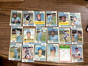 Lot Of 18 Vintage 1974 Milwaukee Brewers Topps Baseball Cards Minor Stars - Picture 1 of 4