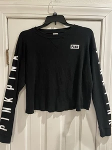 Top corto Victoria’s Secret negro térmico waffle. Talla mediana. Logo rosa - Imagen 1 de 8