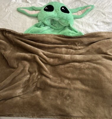 Baby Yoda Star Wars Mandalorian ~ Hooded Blanket ~ The Child [30inx50in]  - Изображение 1 из 4