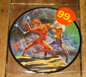 IRON MAIDEN ~ RUN TO THE HILLS b/w TOTAL ECLIPSE ~ UK 7" 1982 PICTURE DISC - Picture 1 of 3