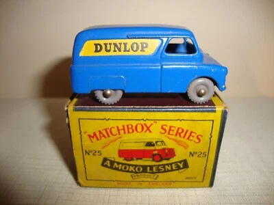 LESNEY MATCHBOX 1-75 25A BEDFORD 12CWT VAN DUNLOP - VERY GOOD in original B2 BOX - Image 1 of 4