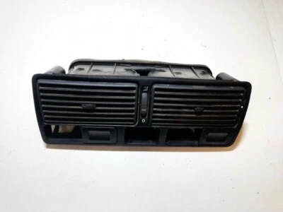 Volkswagen Golf 1998 Dash Vent (Air Vent Grille) 1j0819728c, 1j081 #682949-73 - Изображение 1 из 4