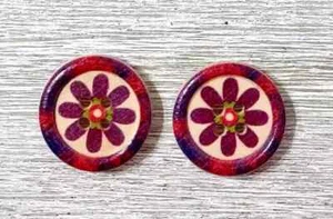 flower boho wood buttons sewing 4 holes 3/4 inch red purple - Picture 1 of 2