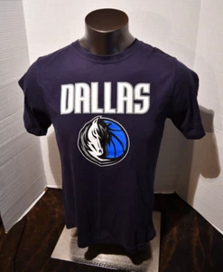 CAMISETA NBA DALLAS MAVERICKS JÓVENES NIÑOS AZUL XL 16/18 MANGA CORTA NUEVA SIN ETIQUETAS - Imagen 1 de 4