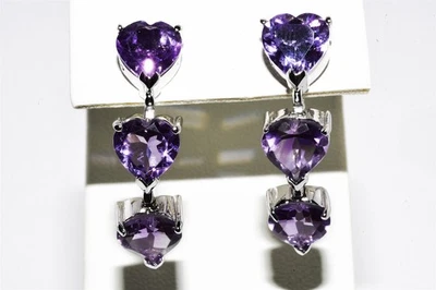 Pendientes de 3 piedras de amatista corte corazón natural de plata de ley de 10,50 quilates de $395 .925 Foto 1 de 4