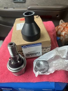 New Mopar 5086674AC Lower Ball Joint 2003-2009 Ram 2500 3500 4x4 - Picture 1 of 2