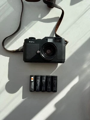 Epson R-D1x 6.1mp Digital Rangefinder Camera Leica M Mount+Jupiter-12 35mm f/2.8 - Image 1 of 4