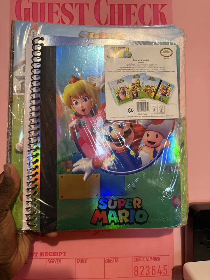 Carpeta Super Mario, carpeta portafolio, libro de composición y cuaderno de temas paquete Foto 1 de 2