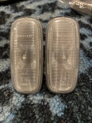 02-09 JUEGO LUZ INTERMITENTE MARCADOR LATERAL GUARDABARROS AUDI B7 A4 OEM IZQUIERDA Y DERECHA  Foto 1 de 4