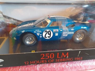 Hot Wheels T6262 Ferrari 250 LM #29 12H di Sebring 1965  1/18 - Immagine 1 di 2