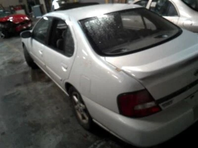 CINTURÓN DE SEGURIDAD CUBO DELANTERO PASAJERO RETRACTOR A TRAVÉS DE 3/01 SE ADAPTA 00-01 ALTIMA 89760 Foto 1 de 4