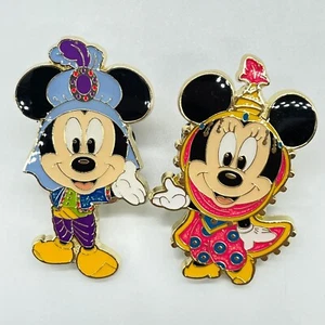 Tokyo Disney Resort Game Prize Pin TDS Renewal 2021 Mickey & Minnie - Picture 1 of 2