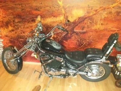 Suzuki Intruder  TOPZUSTAND - Bild 1 von 3