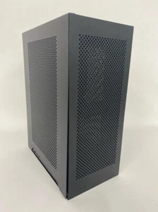 Lian Li A4-H2O Small Case - Photo 1/7