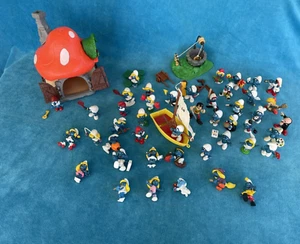 VINTAGE & RARE ~ HUGE SMURF Collection + Mushroom House + Sailboat PEYO SCHLEICH - Picture 1 of 13