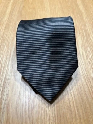 Corbata de seda para hombre Geoffrey Beene, rayas negras/grises Foto 1 de 3