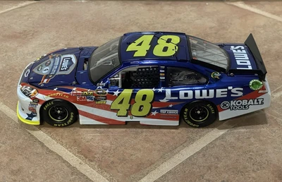 2011 Jimmie Johnson Lowes Summer Salute COLOR CHROME NASCAR Action ELITE 1/24 - Image 1 of 4