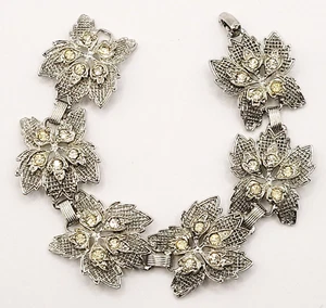 Five Leaf Link with Rhinestones Silver Tone Mesh Metal Look Vtg Bracelet 7 In - Picture 1 of 24