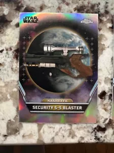 Tarjeta refractor hiperespacial Star Wars 2024 Kashyyyk Security S-5 Blaster #54 - Imagen 1 de 1