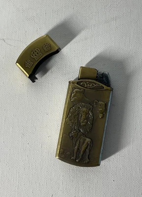 Encendedor de cigarrillos Lion & Tiger Foto 1 de 4