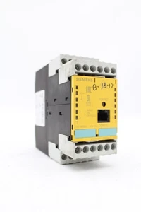 Siemens 3RK1105-1BE04-0CA0 Safety Monitor Relay - Picture 1 of 4