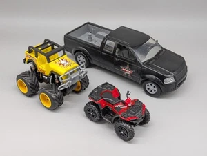 New Ray Ford F-350 PBR Dually Professional Bull Riding Truck 1:32 + ATV + More - Picture 1 of 23