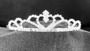 SCHÖNES STRASS DIADEM MIT KÄMMEN - MODELL G02 - Bild 1 von 1