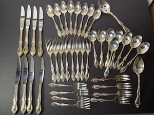 47 OLD SOUTH II 2 Silverplate Service for (8) + Serving WM.A ROGERS ONEIDA LTD - Picture 1 of 20