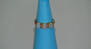 Vintage 18K Gold White Opal / Diamond Ladies Ring Size 6.5 - Picture 1 of 12