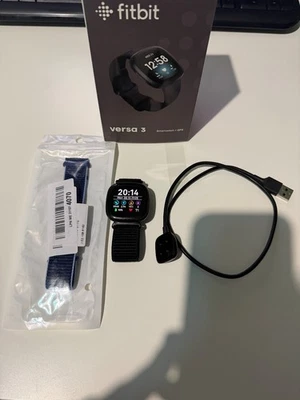 Fitbit Versa 3 Activity Tracker - Black Aluminum case - Complete - Image 1 of 4