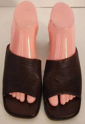 Ipanema Dark Brown Low Heel Sandal 6.5 Slip On Comfort Lightweight  - Image 1 of 4