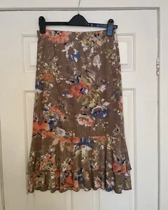 Kim & Co Floral Double Hem Skirt Size Small - Picture 1 of 2