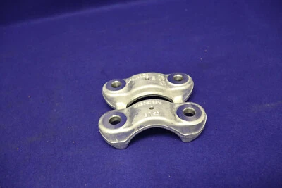 Placa de perno en U inferior de resorte de hoja Ford Ranger 19-24 KB3Z-5798-A AKF0824 NUEVA Foto 1 de 4