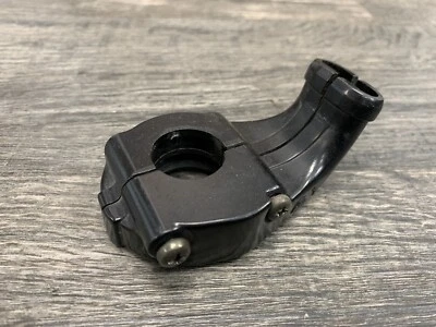 Carcasa cable acelerador manillar derecho Kawasaki ZX9R ZX12R ZX6R ZX10R Ninja Foto 1 de 4