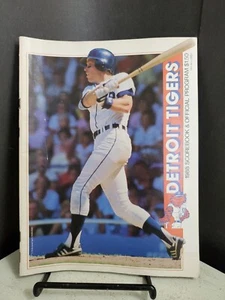 DETROIT TIGERS 5-13-1988 SCORE BOOK OFFICIAL PROGRAM vs Baltimore Orioles Scored - Imagen 1 de 8