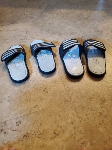 Lotto diapositive Adidas nere e argento taglia 2 e 3