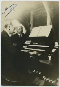 Organiste à identifier. Voir signature. Musique. - Picture 1 of 1