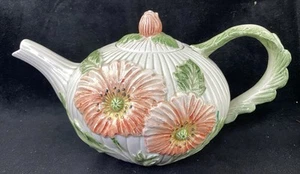 Vintage Fitz and Floyd Teapot Japan 1970s , 34 Oz Raised Relief Design Floral - Picture 1 of 8