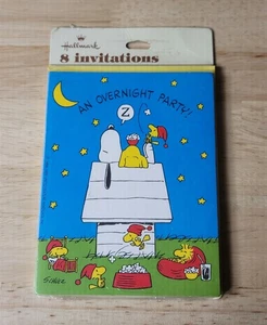 De Colección Sello SNOOPY PEANUTS FIESTA INVITACIONES Paquete Cantidad: 8 Cumpleaños - Imagen 1 de 2