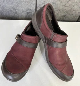 Merrell Dassie women's slip on shoes strap deep red espresso size 10 - Picture 1 of 11