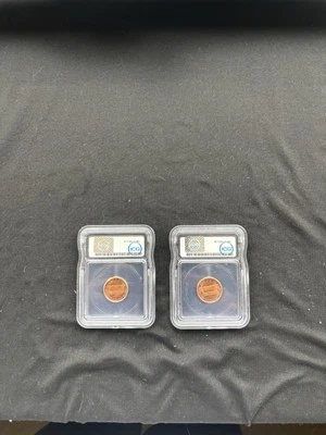 🔨 Lot Of (2) 1998 ICG BU Broadstruck “Sin City Hoard” Penny Hutto Signed - Image 1 of 2