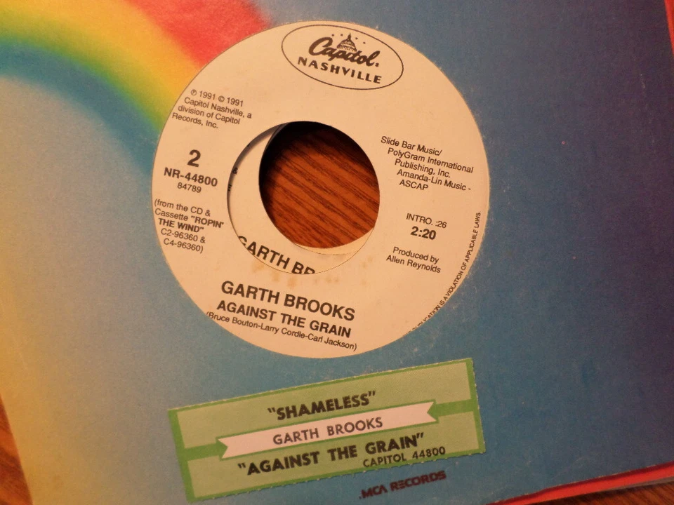 CAPITOL 45 RECORD/GARTH BROOKS/SHAMELESS/AGAINST THE GRAIN/NR MT 1991/JUKE STRIP - Image 1 of 1